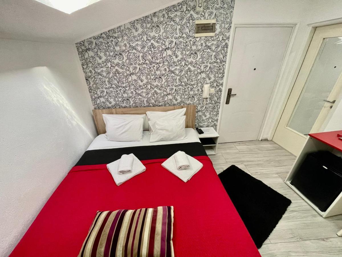 Apartmani Aleksandra U Centru Grada Kragujevac Eksteriør bilde