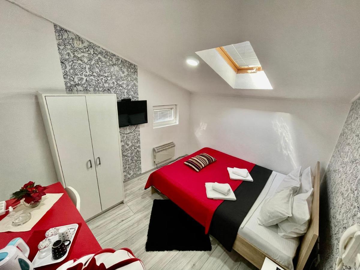 Apartmani Aleksandra U Centru Grada Kragujevac Eksteriør bilde