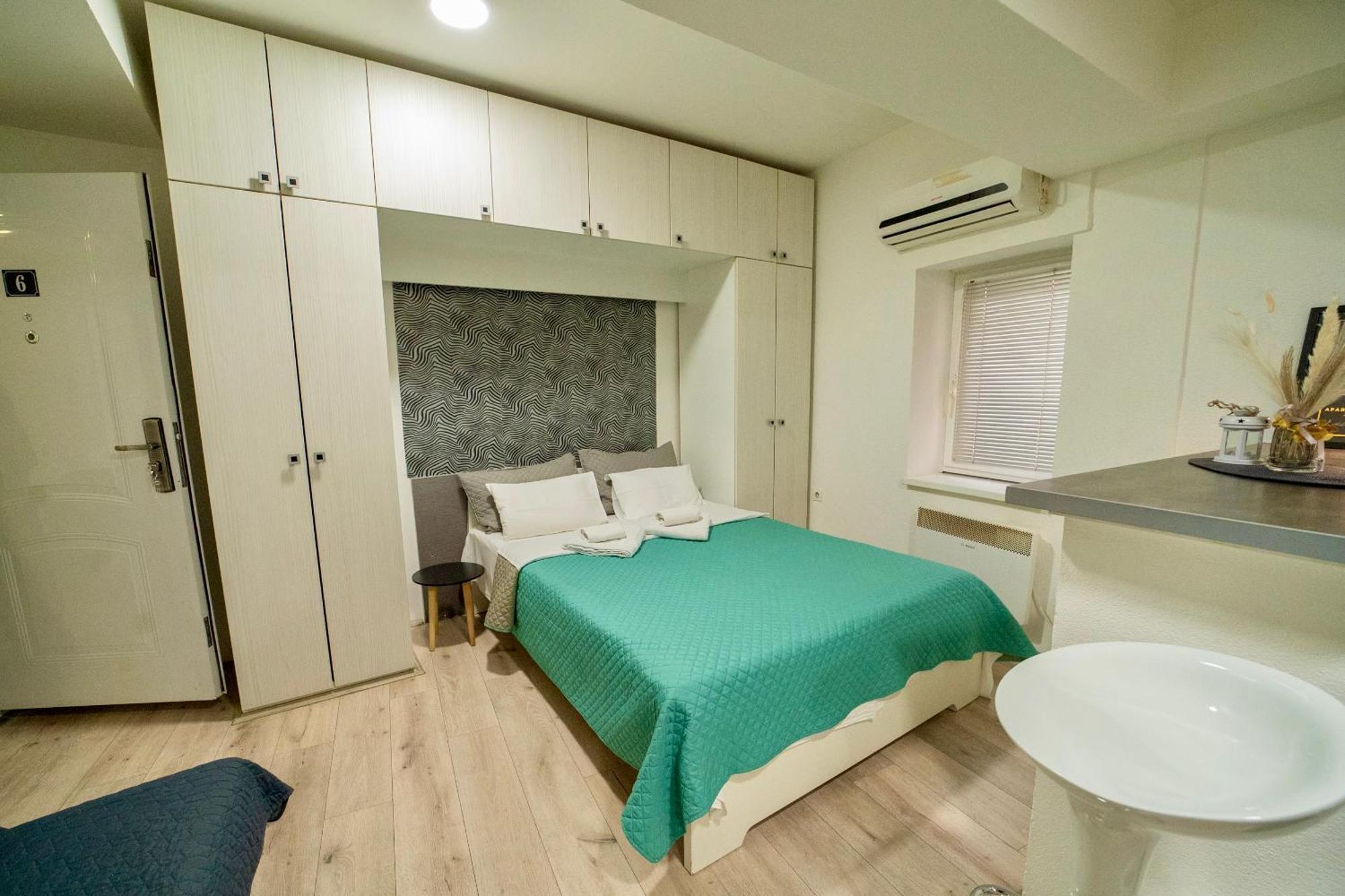 Apartmani Aleksandra U Centru Grada Kragujevac Eksteriør bilde