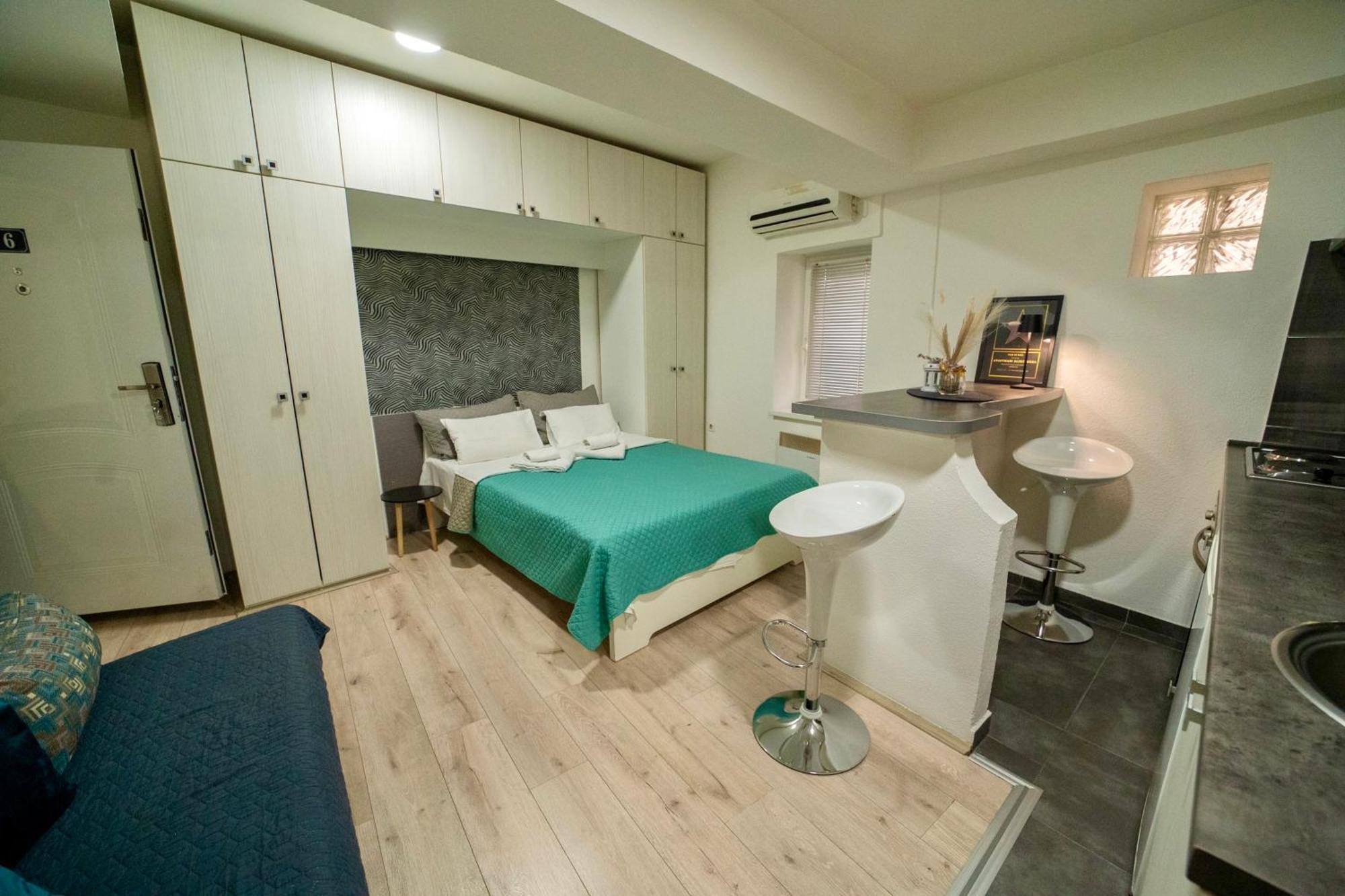 Apartmani Aleksandra U Centru Grada Kragujevac Eksteriør bilde