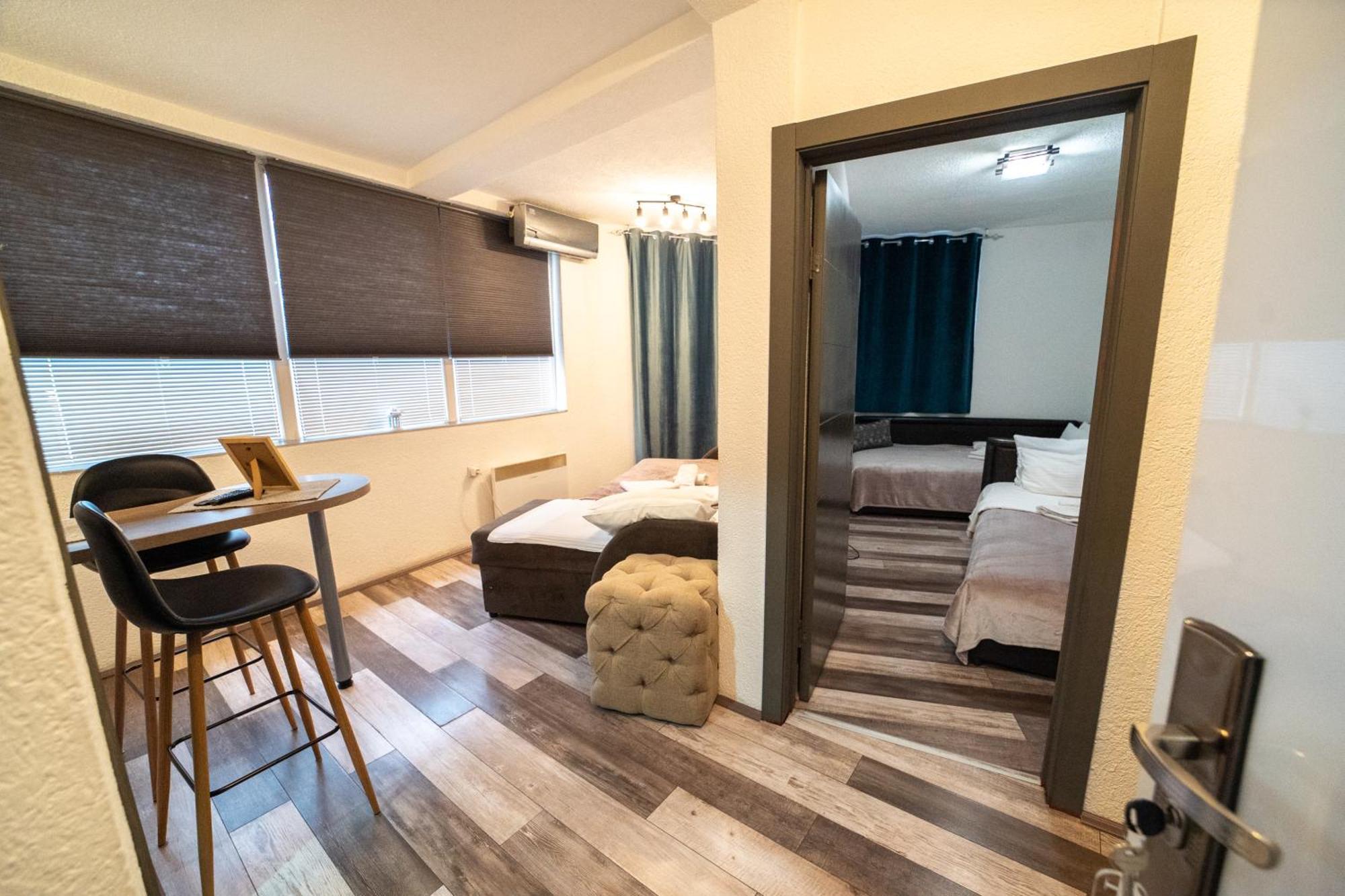 Apartmani Aleksandra U Centru Grada Kragujevac Eksteriør bilde