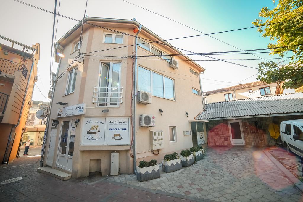 Apartmani Aleksandra U Centru Grada Kragujevac Eksteriør bilde